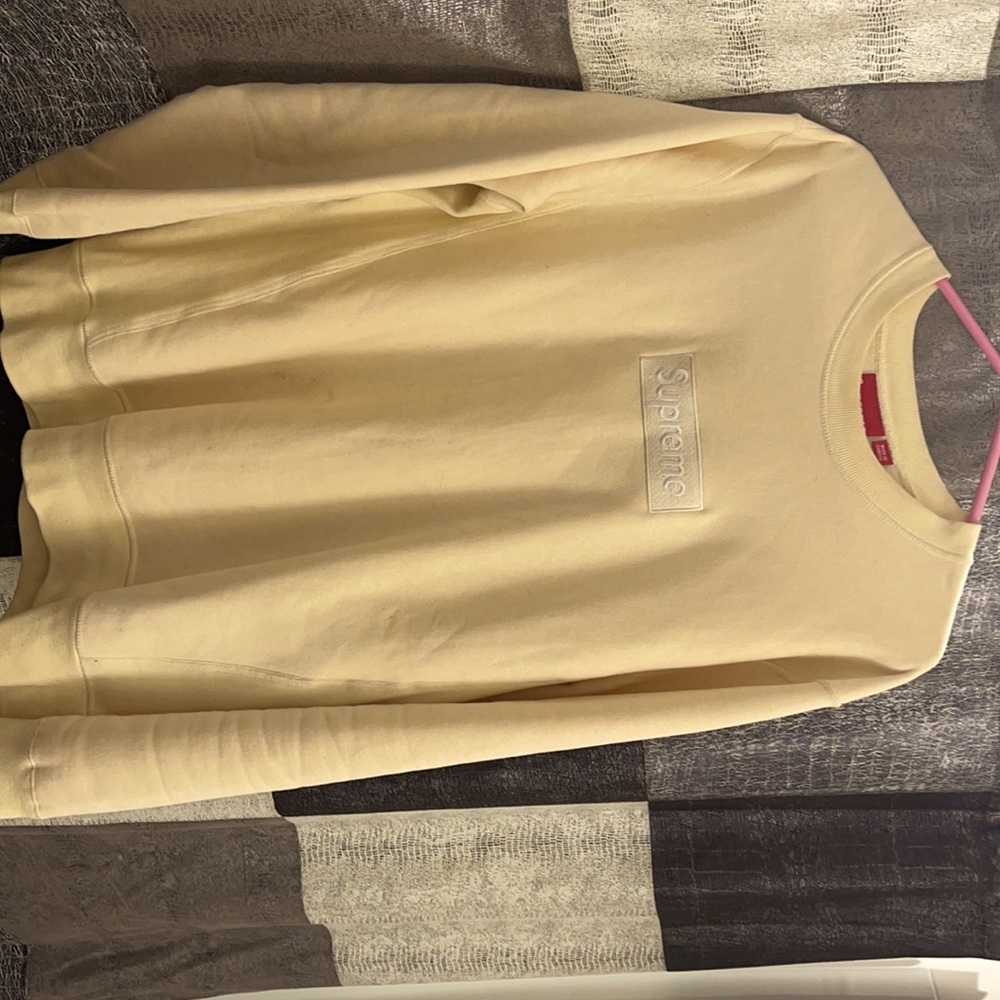 Supreme cream BOGO crewneck